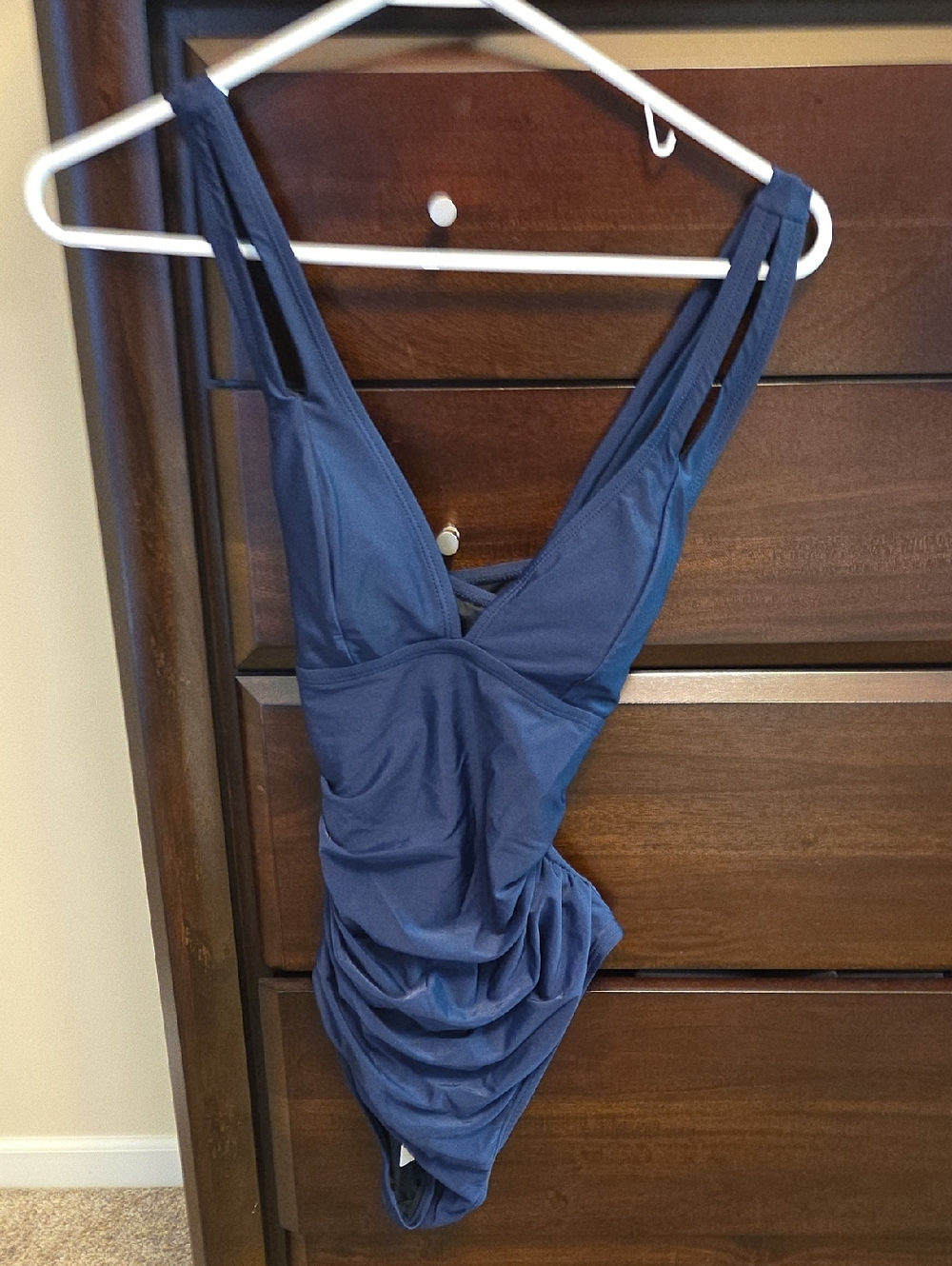 Cupshe Navy V-Neck One-Piece Swimsuit with Double Straps